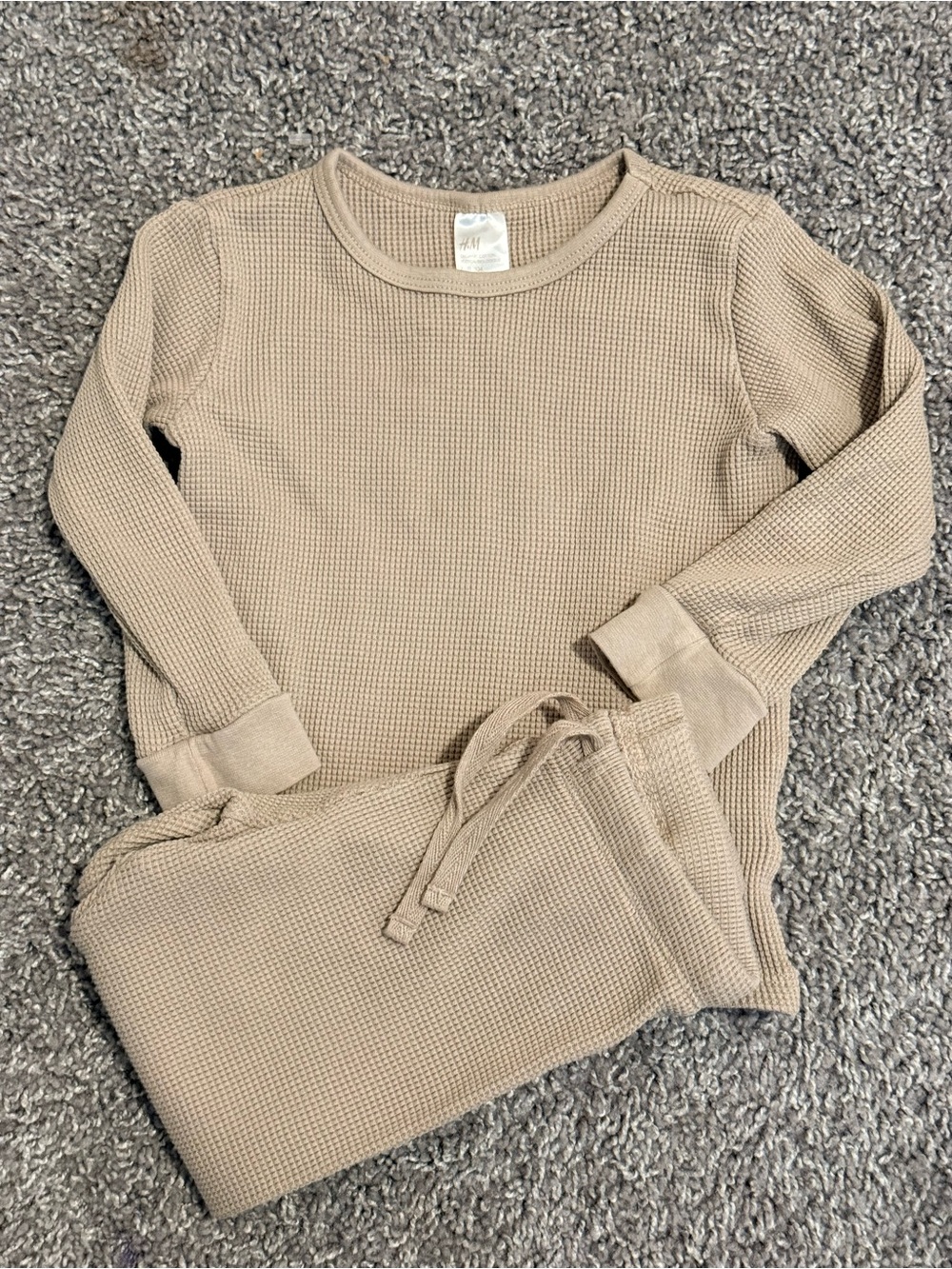 H&M Kids Beige Waffle Long-Sleeve Top and Drawstring Pants Set